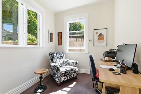 Photo of property in 500 Evans Bay Parade, Hataitai, Wellington, 6021