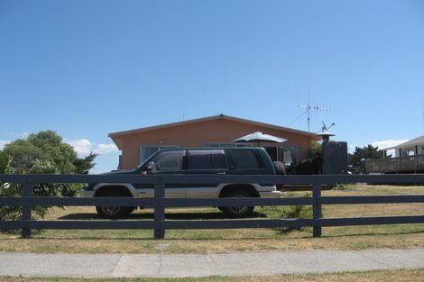 Photo of property in 480 Pukehina Parade, Pukehina, Te Puke, 3189