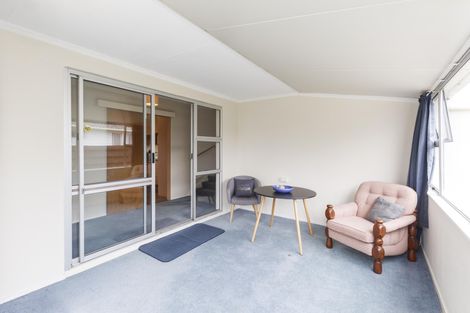 Photo of property in 22 Palliser Place, Milson, Palmerston North, 4414