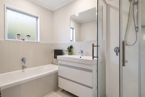 Photo of property in 25 Cypress Crescent, Pukete, Hamilton, 3200