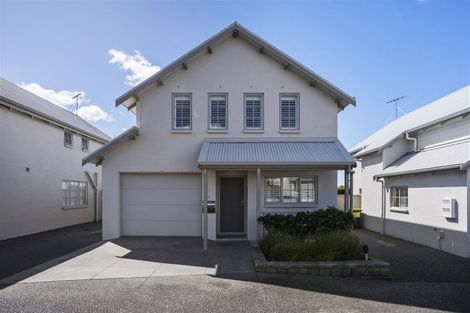 Photo of property in 2/9 Georgia Terrace, Albany, Auckland, 0632