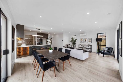 Photo of property in 17 Kaitiaki Drive, Clarks Beach, 2122