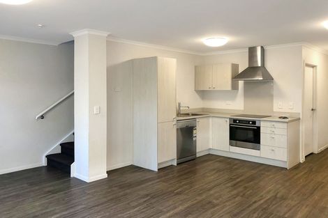 Photo of property in 8 Chiefs Court, Hamilton East, Hamilton, 3216