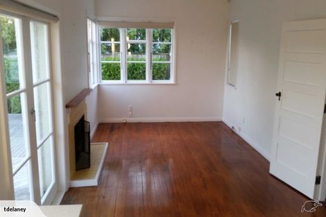 Photo of property in 60 Old Lake Road, Narrow Neck, Auckland, 0624