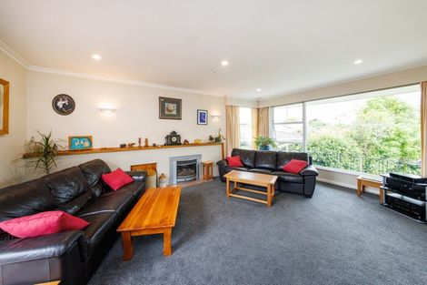 Photo of property in 5 Wigan Place, Hokowhitu, Palmerston North, 4410