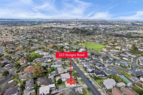 Photo of property in 223 Sturges Road, Henderson, Auckland, 0612