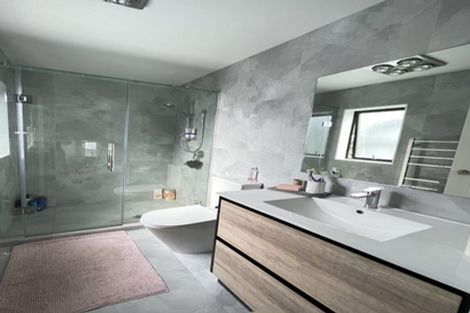 Photo of property in 11d Manuwai Road, Torbay, Auckland, 0630