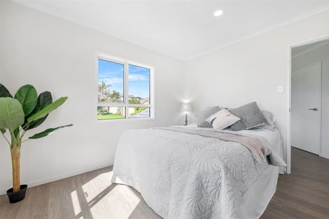 Photo of property in 21a Haven Crest, Somerville, Auckland, 2014