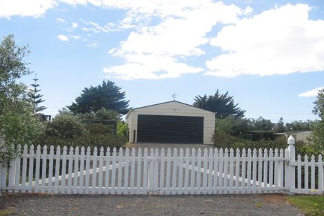 Photo of property in 15 Costello Crescent, Pukehina, Te Puke, 3189