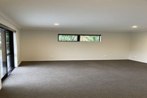 Photo of property in 7 Cumming Street, Okato, 4335