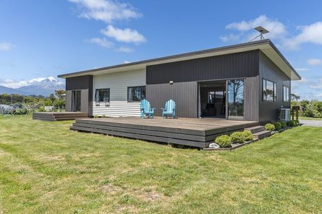 Photo of property in 205 Puniho Road, Warea, New Plymouth, 4381