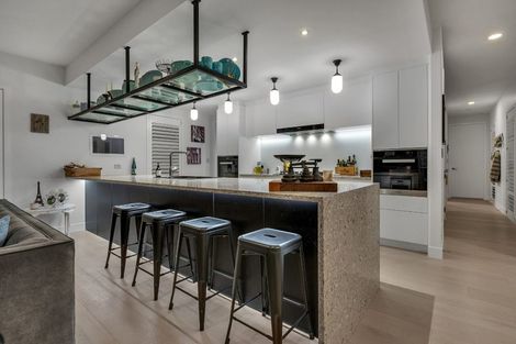 Photo of property in 13 Waitemata Drive, One Tree Point, 0118