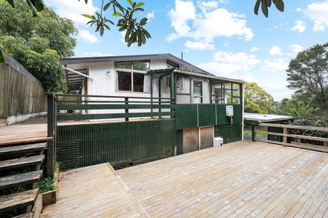 Photo of property in 13 Reynolds Place, Torbay, Auckland, 0630