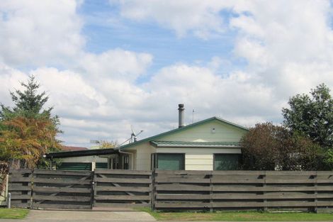 Photo of property in 5 Brent Road, Owhata, Rotorua, 3010