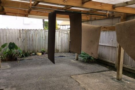 Photo of property in 3b Charlenne Close, Ranui, Auckland, 0612