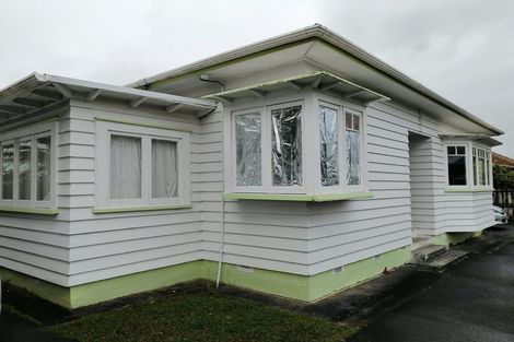 Photo of property in 1/3170 Great North Road, New Lynn, Auckland, 0600