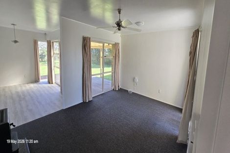 Photo of property in 88 Tington Avenue, Wattle Downs, Auckland, 2103