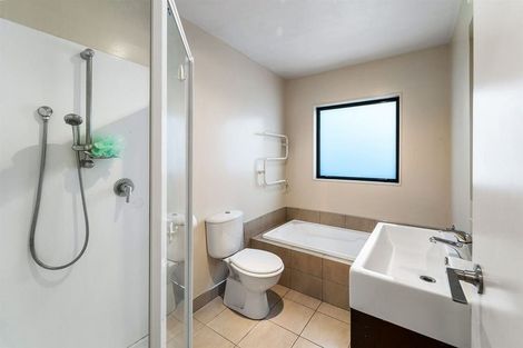 Photo of property in Hibiscus Garden, 9 Lavender Garden Lane, Oteha, Auckland, 0632