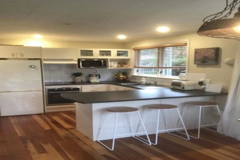 Photo of property in 13 Vaucluse Avenue, Paraparaumu Beach, Paraparaumu, 5032