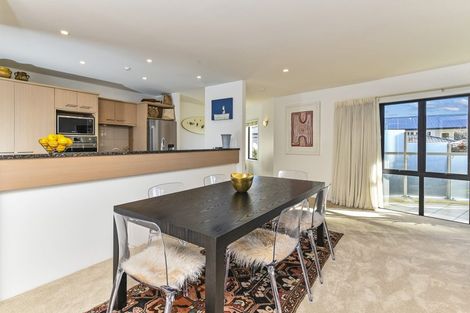 Photo of property in 26/4e Collins Street, Takapuna, Auckland, 0622