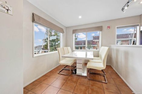 Photo of property in 13a Zion Road, Birkenhead, Auckland, 0626