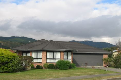 Photo of property in 15 Heihei Place, Paraparaumu, 5032
