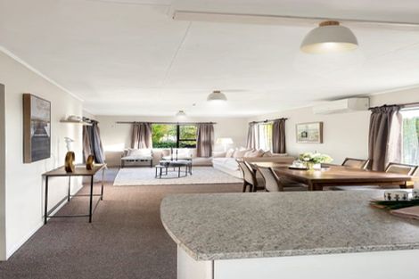 Photo of property in 1 Perry Crescent, Greenmeadows, Napier, 4112