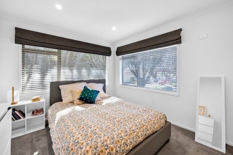 Photo of property in 2 Wakefield Street, Welbourn, New Plymouth, 4310