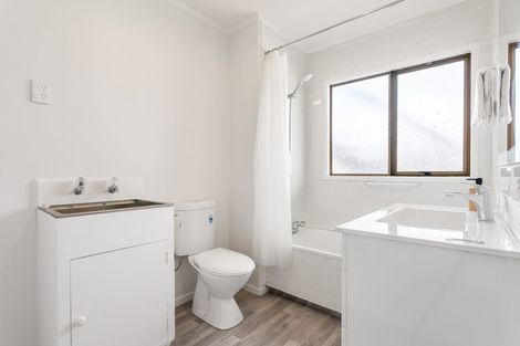 Photo of property in 4/773 Beach Road, Browns Bay, Auckland, 0630