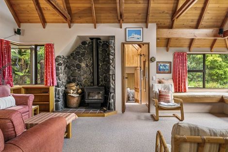 Photo of property in 62 Hauraki Terrace, Pukawa Bay, Turangi, 3381