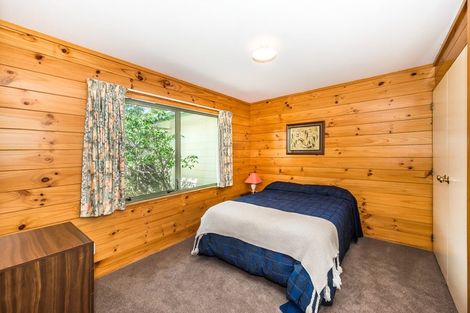 Photo of property in 9 Hurworth Grove, Waikanae, 5036