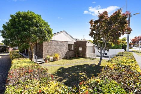 Photo of property in 65a Vardon Road, St Andrews, Hamilton, 3200