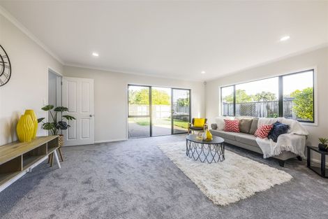 Photo of property in 12 Attymon Lane, East Tamaki, Auckland, 2016