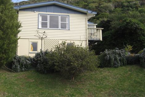 Photo of property in 30 Voltaire Street, Karori, Wellington, 6012