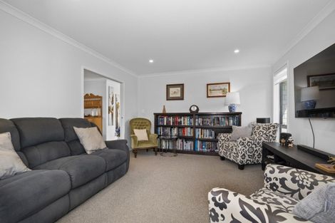 Photo of property in 40 Charlotte Drive, Omokoroa, 3114