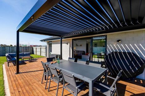 Photo of property in 38 County Drive, Hawera, 4610