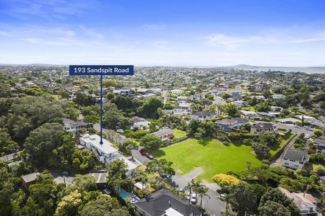 Photo of property in 193 Sandspit Road, Shelly Park, Auckland, 2014