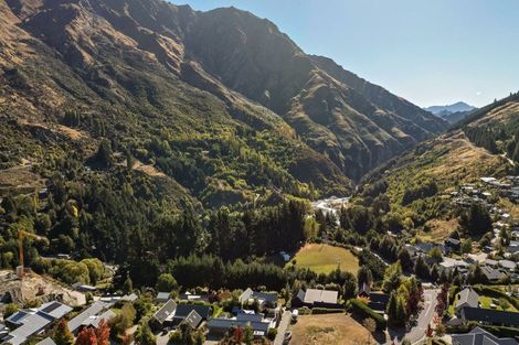 Photo of property in 51 Mathias Terrace, Arthurs Point, Queenstown, 9371