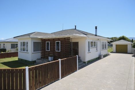 Photo of property in 23 Waterloo Street, Dannevirke, 4930
