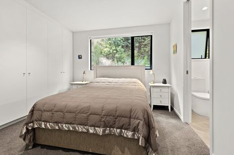 Photo of property in 39 Erica Pabst Way, Island Bay, Wellington, 6023