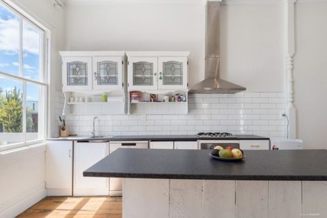 Photo of property in 115 Princes Street, Pukekohe, 2120