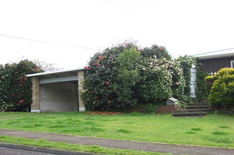 Photo of property in 2 Dowman Street, Urenui, 4375