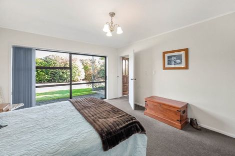 Photo of property in 25 Boundary Road, Waipahihi, Taupo, 3330