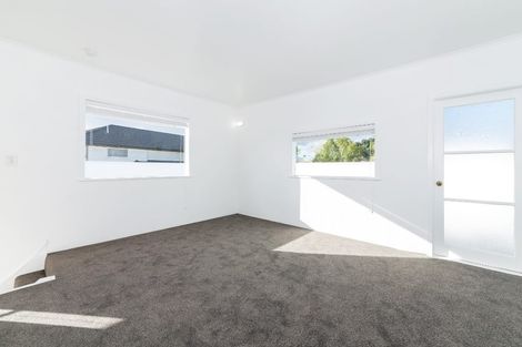 Photo of property in 219 Halsey Drive, Lynfield, Auckland, 1042