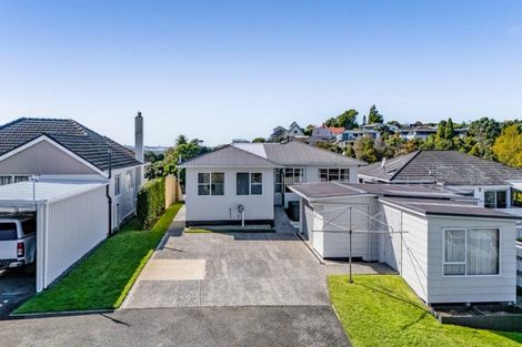 Photo of property in 92 Mangorei Road, Strandon, New Plymouth, 4312