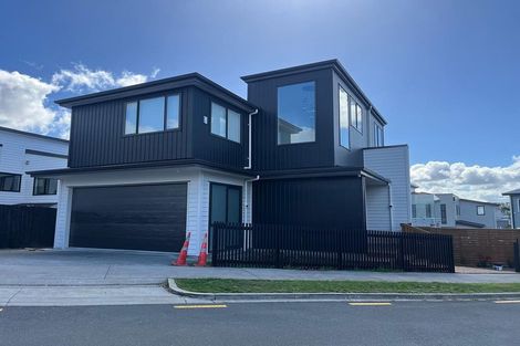 Photo of property in 8 La Bella Road, Hobsonville, Auckland, 0616