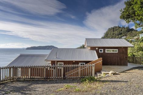 Photo of property in 61 Motuhoa Road, Tairua, 3508