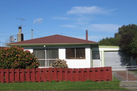 Photo of property in 52 Woodward Street East, Featherston, 5710