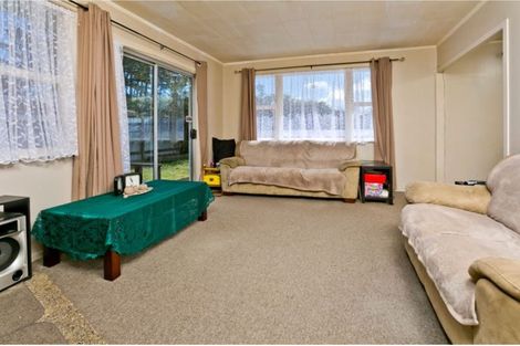 Photo of property in 30 Jillian Drive, Ranui, Auckland, 0612