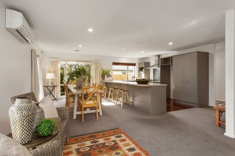 Photo of property in 12 Coolspring Way, Redwood, Christchurch, 8051